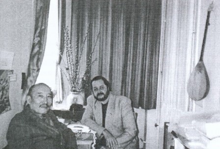 Körmendi Lajos író a kazak Ötemiszuli Szalamat festővel, 1996